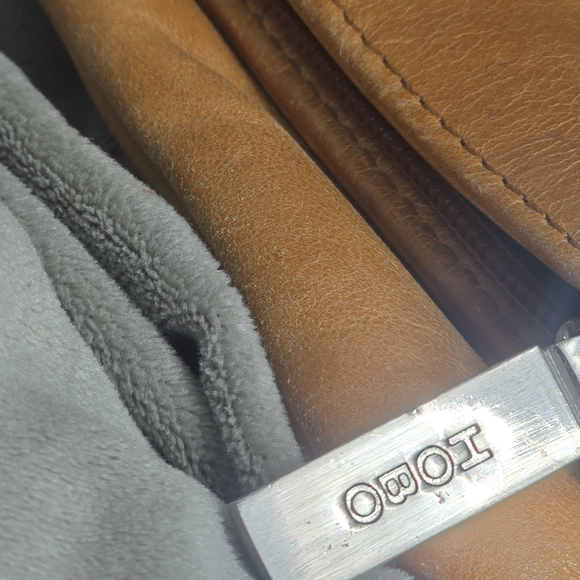 Vintage 90s 'Hobo' Camel Tan Leather Large Fold-Over Clutch - Picture 5 of 12